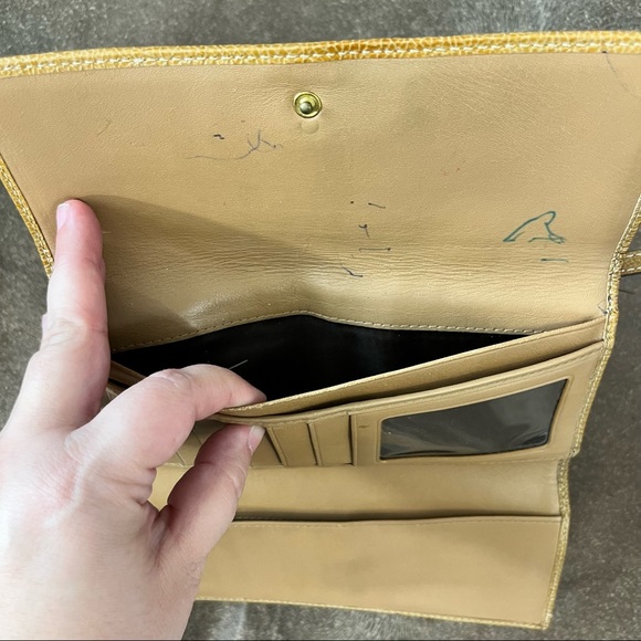 COACH C Leather Patent Leather Billfold Wallet - Picture 5 of 7